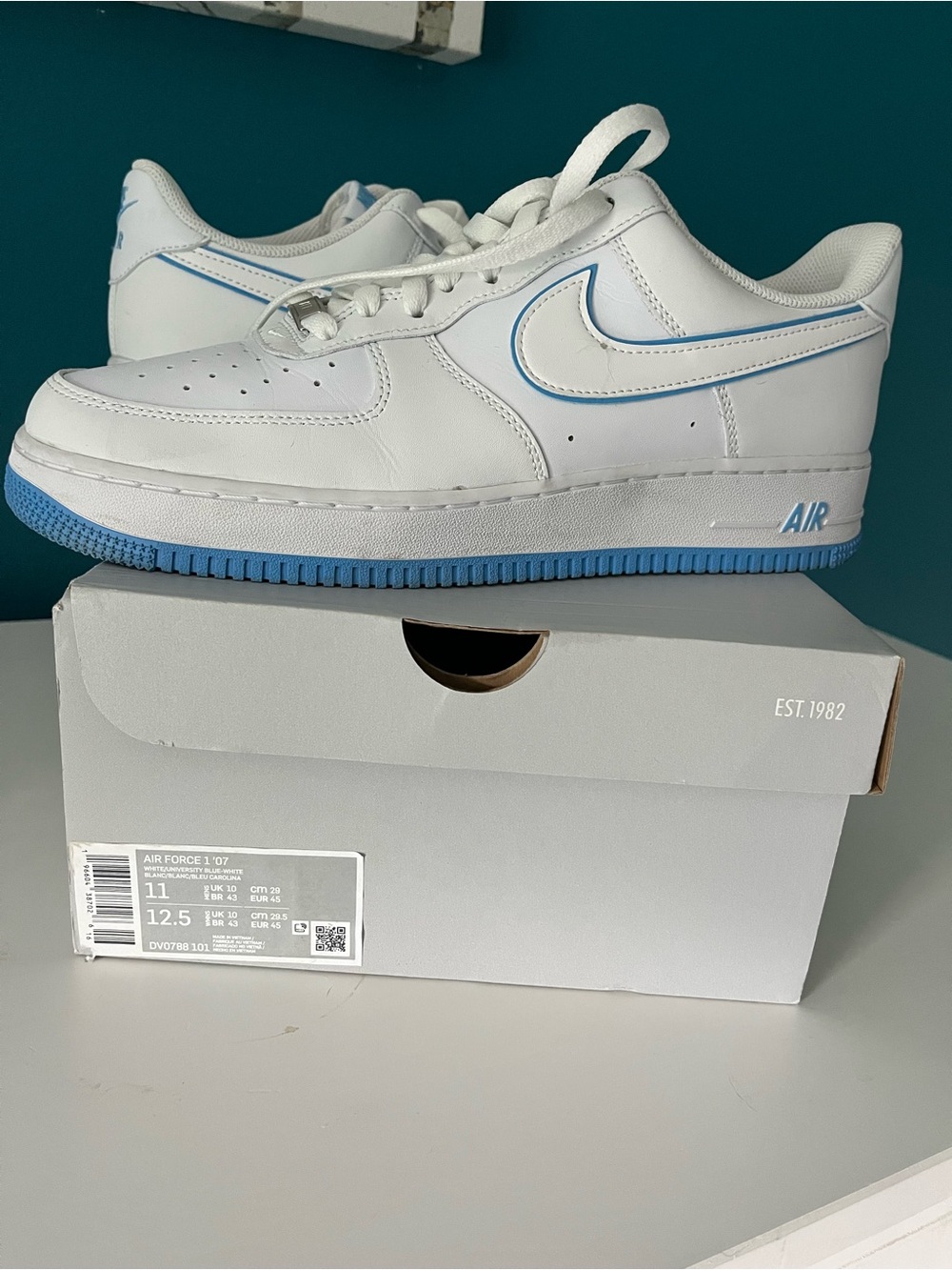 Nike Air Force 1 '07 White & UniversityBlue Air Force 1 Low Sneakers Size 11